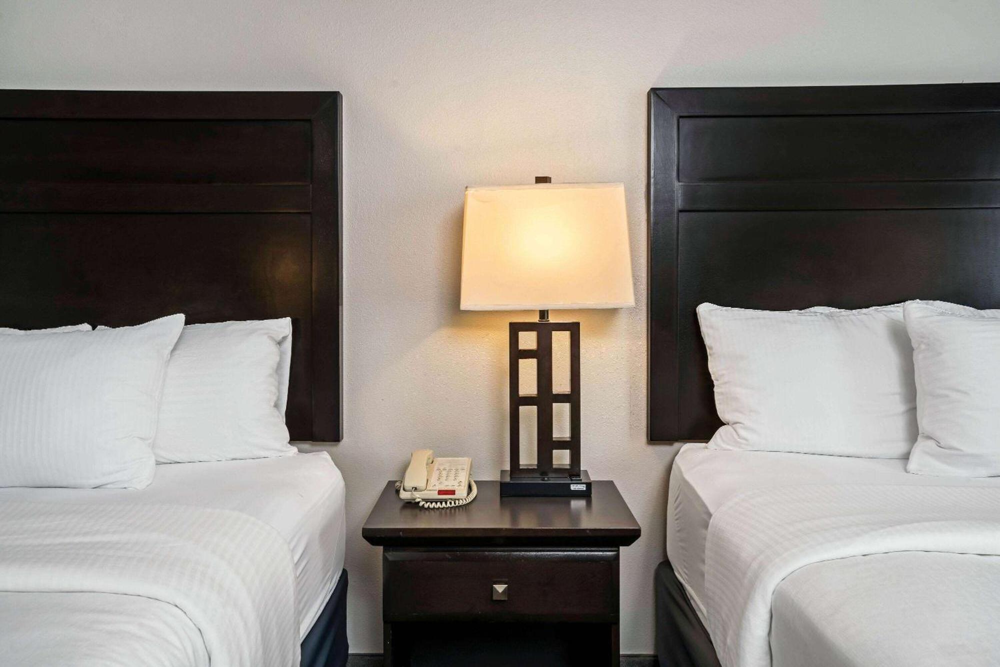 La Quinta By Wyndham Brookshire West Katy Hotel Buitenkant foto